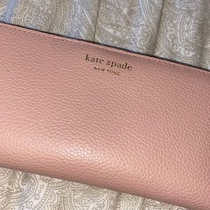 Kate Spade NWT Large Slim Bifold Wallet Eva Rosycheeks